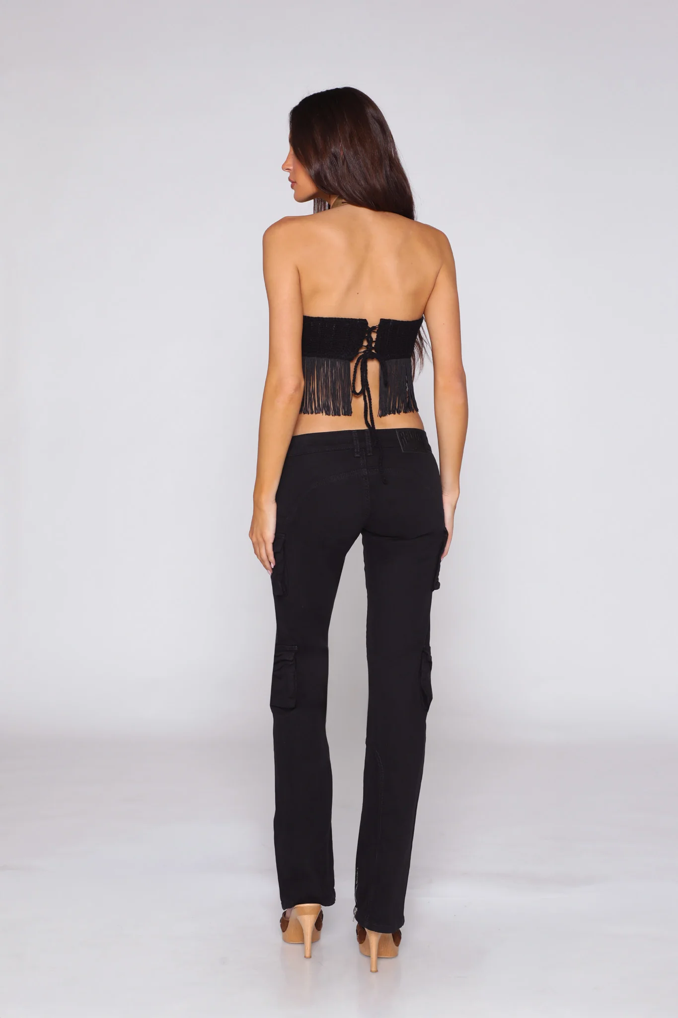 1423-lara-cargo-jet-black-2.webp LARA CARGO / JET BLACK