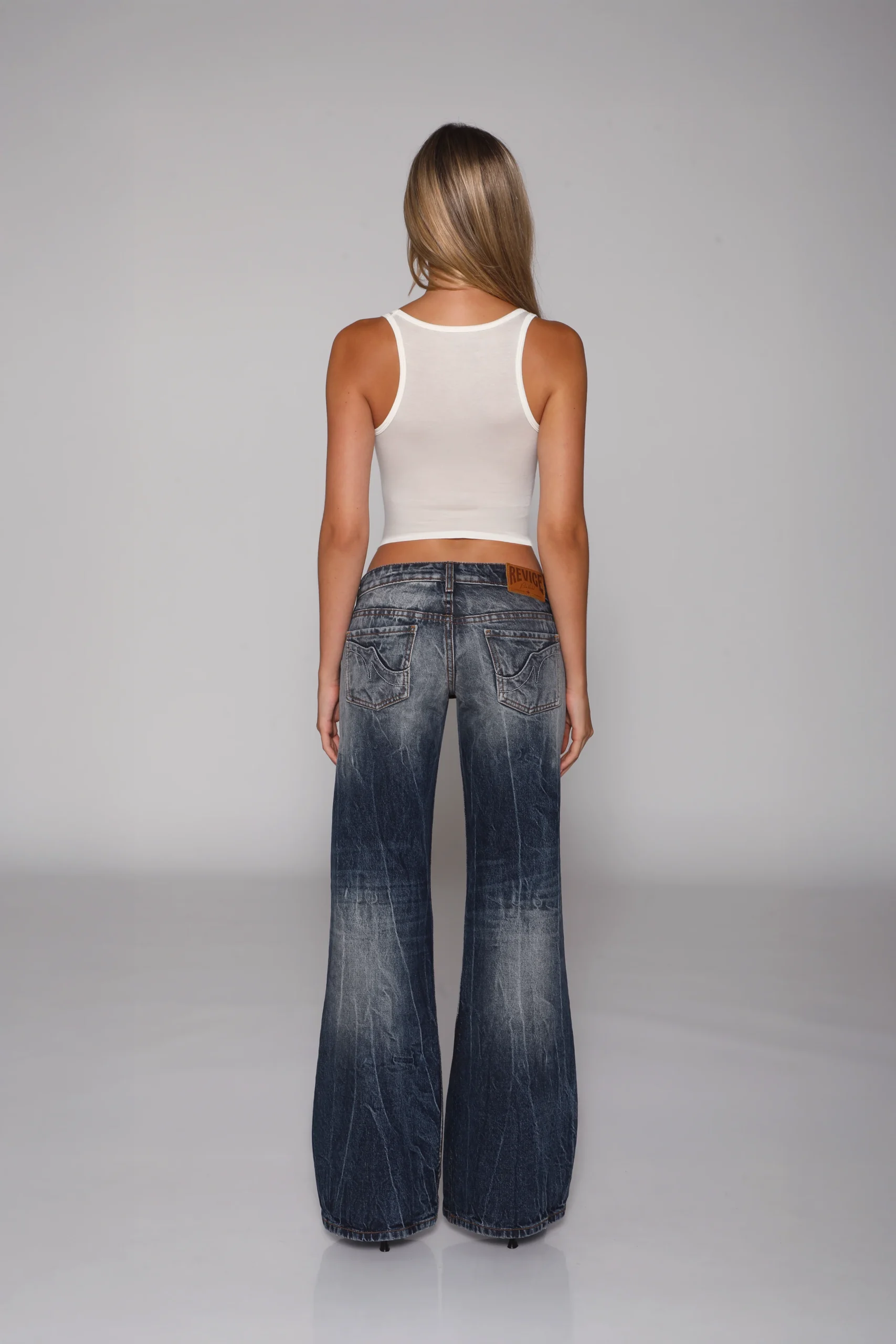 2075-victoria-jean-deep-sea-6.webp VICTORIA JEAN / DEEP SEA