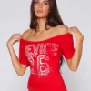 3098-weekender-tee-so-red-1.webp WEEKENDER TEE / SO RED