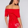 3098-weekender-tee-so-red-3.webp WEEKENDER TEE / SO RED